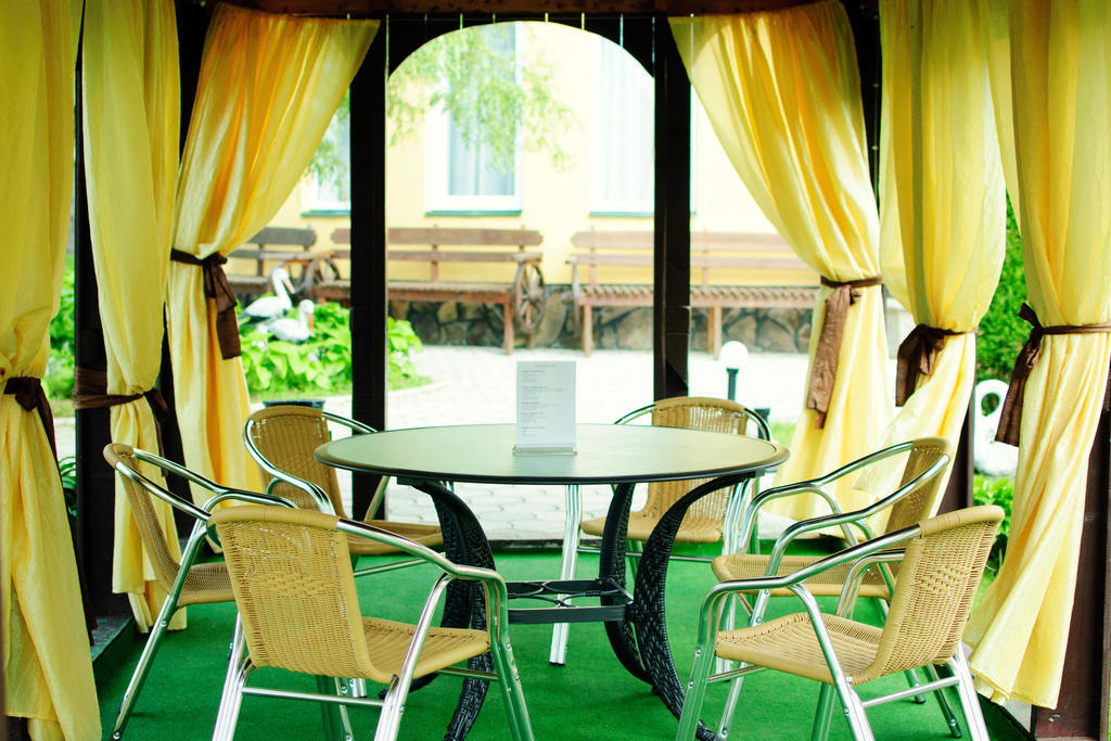 Hotel Continent Polyana  Exterior foto